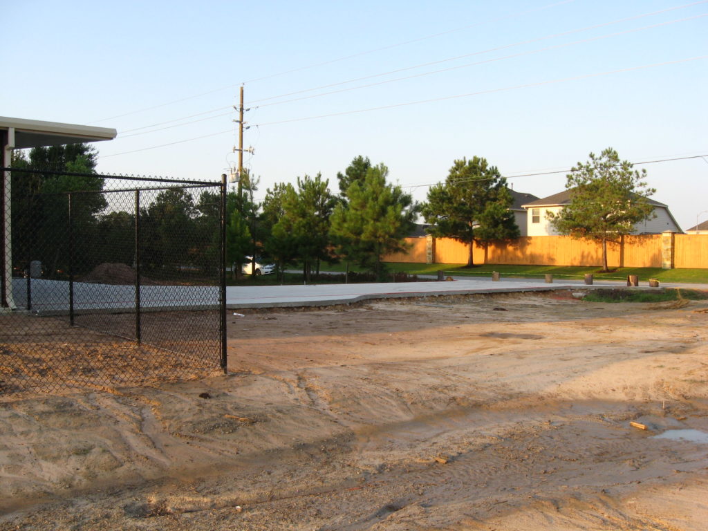 commercial fence in pearland